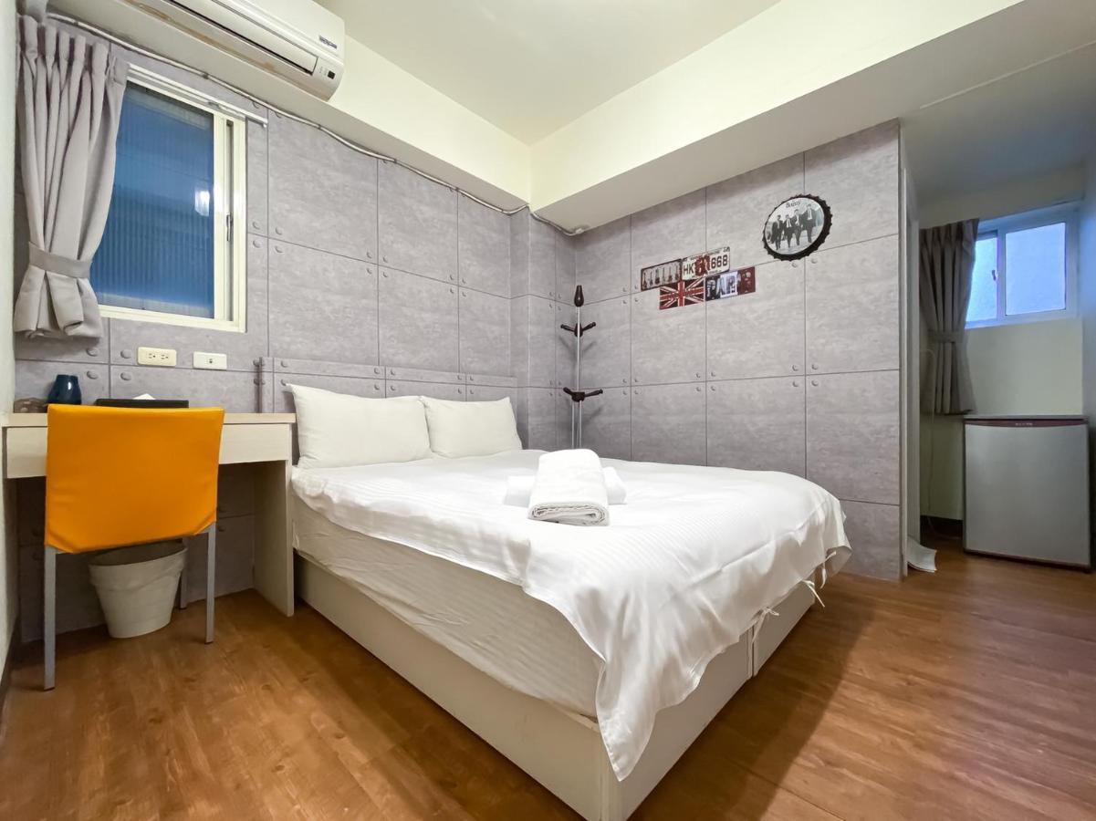 Fengjia Sleep Otel Taichung Dış mekan fotoğraf