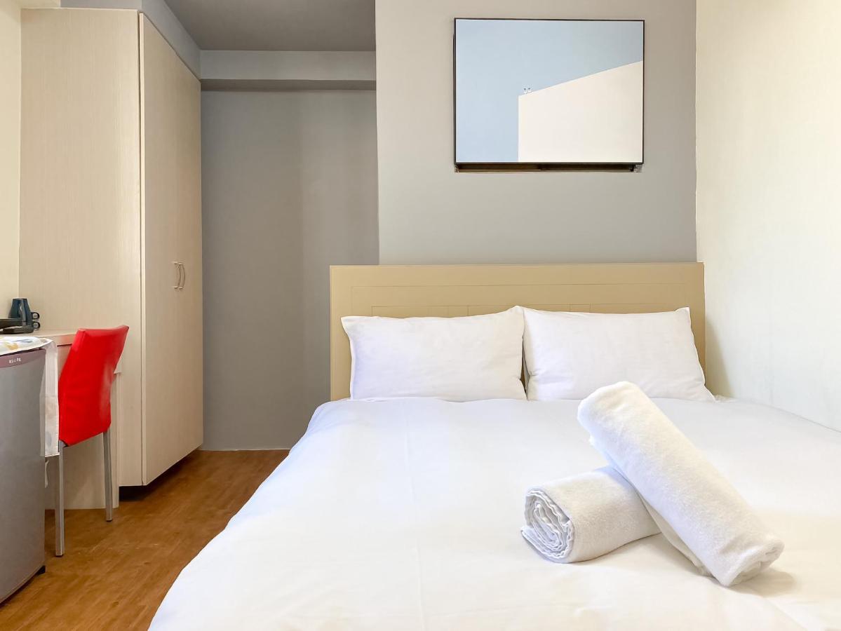 Fengjia Sleep Otel Taichung Dış mekan fotoğraf