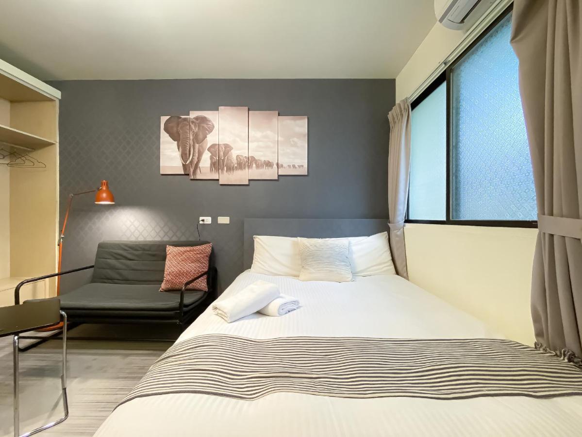 Fengjia Sleep Otel Taichung Dış mekan fotoğraf